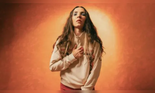 
				
					Cantora Livia Nery lança single 'Coração Cometa'; ouça
				
				