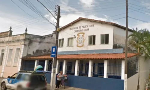 
				
					Delegado é condenado por receptação e adulteração de veículo na Bahia
				
				