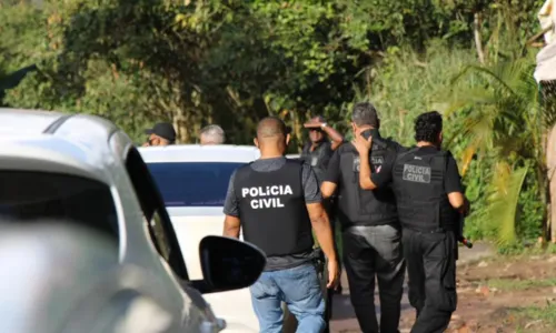 
				
					Dois homens morrem em confronto com a polícia em Valença
				
				