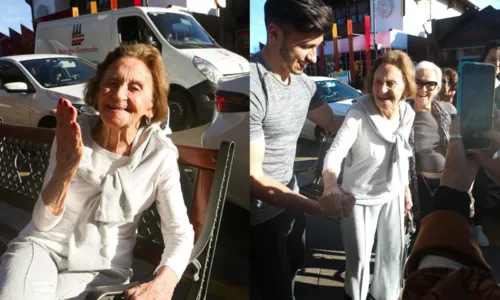 
				
					Em cadeira de rodas, Laura Cardoso visita restaurante em Gramado
				
				