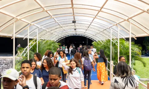 
				
					Fotos: veja como foi o 1º dia da Bienal do Livro no Rio de Janeiro
				
				