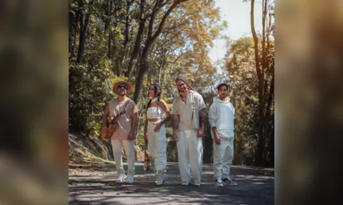 
				
					Gabriel Elias lança single com Melim e fecha álbum colaborativo
				
				