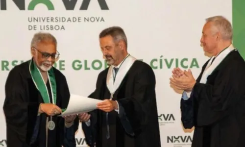 
				
					Gilberto Gil recebe título de doutor honoris causa em Portugal
				
				