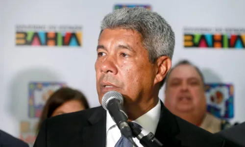 
				
					Governador fala sobre operação com morte de policial em Salvador: 'Queremos presos'
				
				