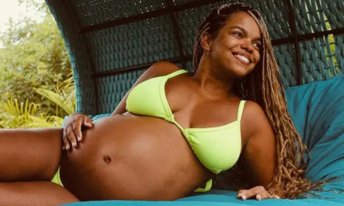 
				
					Grávida, Jeniffer Nascimento mostra barrigão em viagem pela Bahia: 'Dias felizes'
				
				