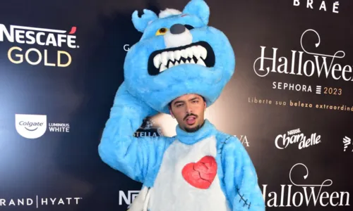 

					Halloween dos famosos: veja celebridades que investiram em fantasias

				