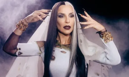 

					Halloween dos famosos: veja celebridades que investiram em fantasias

				