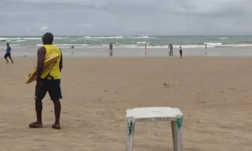 
				
					Jovem de 23 anos morre afogado em praia de Salvador
				
				