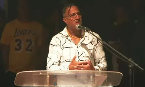 
				
					Mano Brown se emociona ao receber título doutor honoris causa na Bahia
				
				