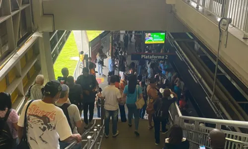 
				
					Metrô tem funcionamento afetado após falta de energia na Bahia
				
				