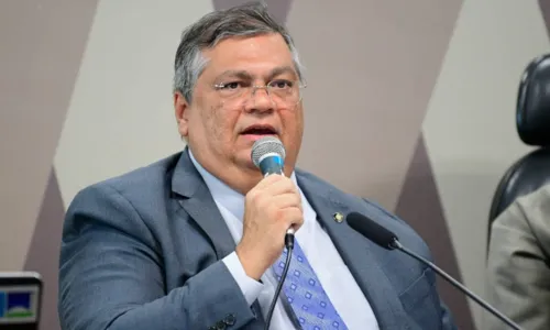 
				
					Ministro da Justiça diz que diretor-geral da PF vem à Bahia
				
				