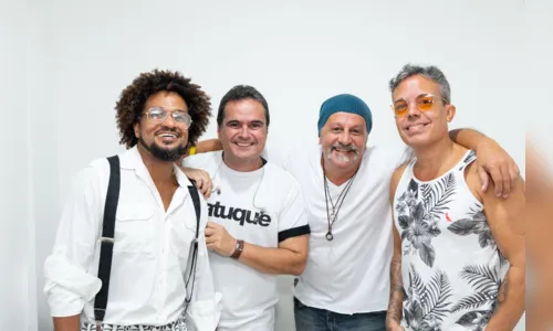 
				
					Mudei de Nome e Alexandre Peixe comandam 'Réveillon do Meio do Ano'
				
				