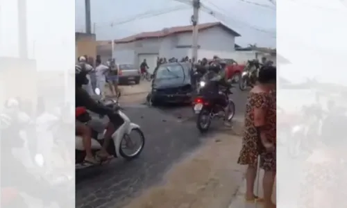 
				
					Mulher morre após ser atropelada por adolescente na Bahia
				
				