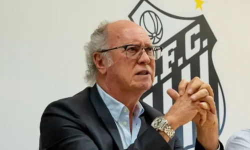 
				
					Paulo Roberto Falcão é denunciado por assédio e deixa Santos
				
				