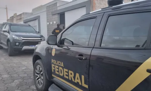 
				
					Polícia Federal faz operação contra fraudes em licitações no sul da Bahia
				
				