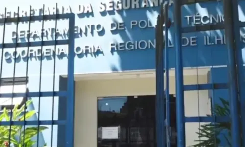 
				
					Polícia investiga morte de bebê asfixiado em lençol em Maraú
				
				