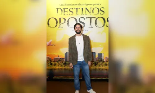 
		Pré-estreia de 'Destinos Opostos' reúne elenco em São Paulo