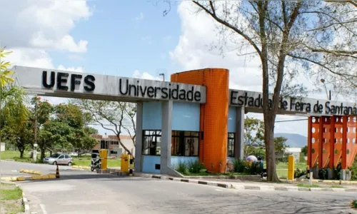 
				
					Protesto: professores paralisam aulas em universidades estaduais da BA
				
				