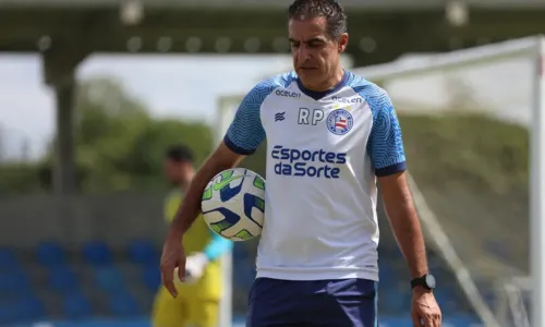 
				
					Renato Paiva revela mágoa do Bahia; decisão surpreendeu diretoria
				
				