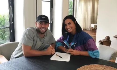 
				
					Scooter Braun deixa de ser empresário de Demi Lovato após 4 anos
				
				