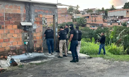 
				
					Seis homens morrem e 15 são presos em operação policial na Bahia
				
				