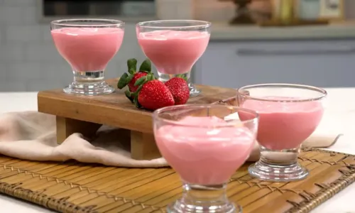 
				
					Veja como fazer iogurte caseiro de morango com 4 ingredientes
				
				