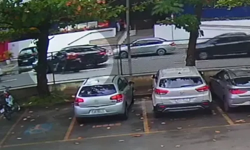 
				
					Vídeo mostra assassinato de empresário na Avenida Tancredo Neves
				
				