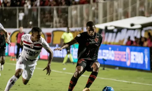 
				
					Vitória vence Botafogo-SP por 2 a 0 e segue invicto no Barradão
				
				