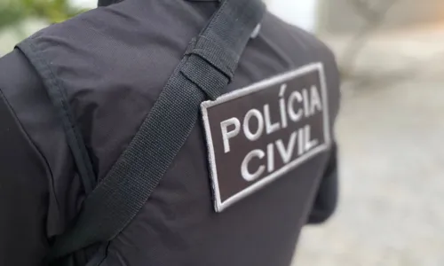 
				
					Ação contra grupo de extermínios prendeu policial e apreendeu armas
				
				