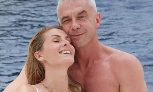 
				
					Ana Hickmann acusa marido de falsidade ideológica: 'Confiava nele'
				
				