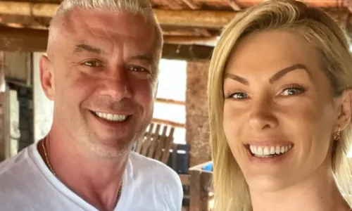 
				
					Ana Hickmann acusa marido de falsidade ideológica: 'Confiava nele'
				
				