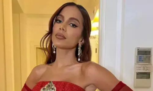 
				
					Anitta afirma que tem 60 músicas prontas para novo álbum em 2024
				
				