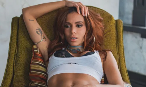 
				
					Anitta sobre clipe quente com Damiano David: 'Queria muita pegação'
				
				