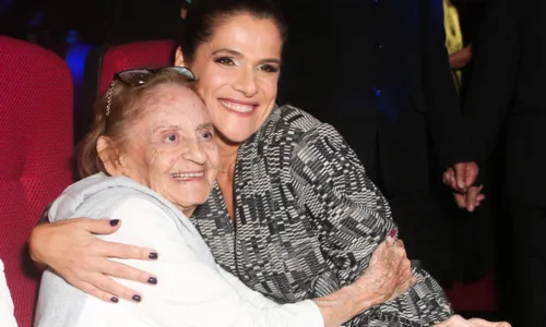 
				
					Aos 95 anos, Laura Cardoso protagoniza momento de emoção com Ingrid Guimarães
				
				