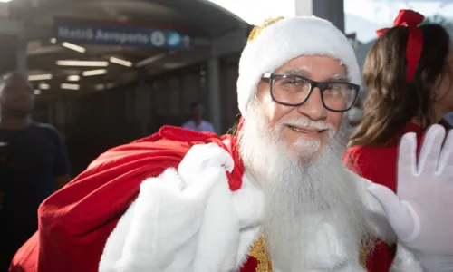 
				
					Árvore de 14 metros é destaque no 'Natal na Neve' no Shopping Piedade
				
				