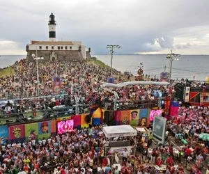 
				
					'Assunto congelado', diz Bruno Reis sobre Carnaval na Boca do Rio
				
				