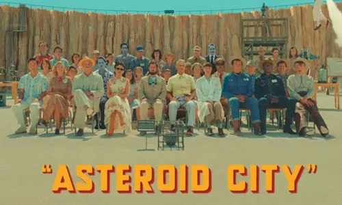 
				
					'Asteroid City', de Wes Anderson, chega aos cinemas brasileiros
				
				