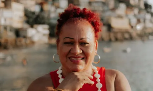 
				
					Ativista Keila Simpson grava documentário Pajubá sobre pessoas trans
				
				