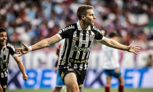 
				
					Bahia perde de virada para o Santos em Salvador
				
				