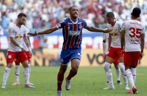 
				
					Bahia vence Bragantino por 4 a 0 na Arena Fonte Nova
				
				