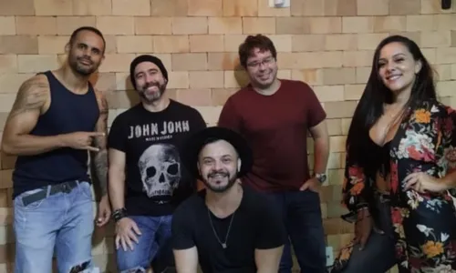 
				
					Bar no Rio Vermelho recebe nova temporada do 'Viola Session'
				
				