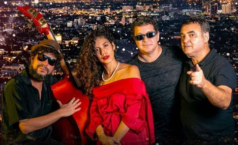 
				
					Bia Maia e Doisaumbé Trio fazem show no Rio Vermelho neste sábado (5)
				
				