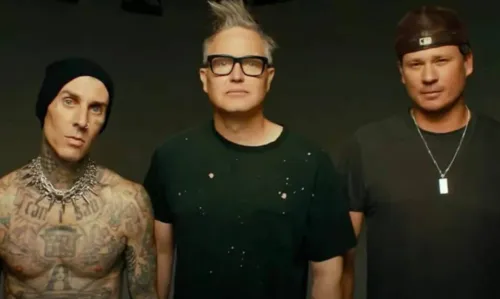 
				
					Blink-182 faz tributo a banda em nova música
				
				