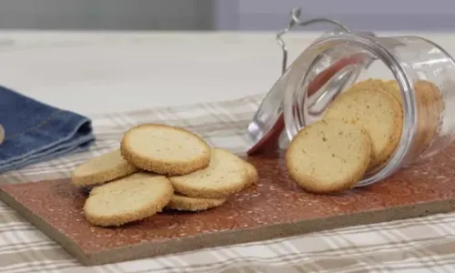 
				
					Café da manhã: aprenda como fazer biscoito doce fit com 6 ingredientes
				
				