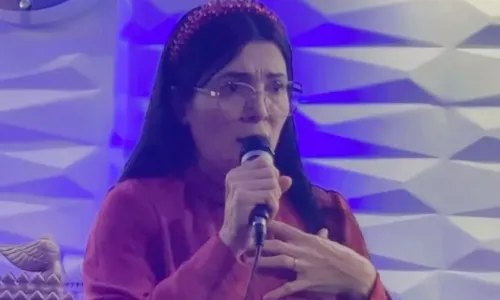 
				
					Cantora gospel disse para irmã que marido queria comprar uma arma
				
				