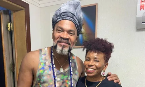 
				
					Carlinhos Brown vai apresentar reality de percussão na TV Bahia
				
				