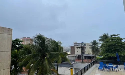 
				
					Chuva provoca queda de energia em vários bairros de Salvador
				
				