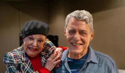 
				
					Claudette Soares e Chico Buarque gravam primeiro single juntos
				
				