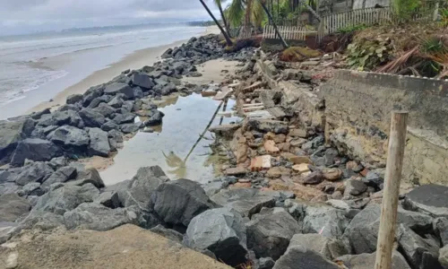 
				
					Clima e mais: entenda fatores que levam a erosão costeira em Ilhéus
				
				