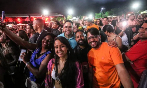 
				
					Com ‘TBT WS’, Wesley Safadão relembra hits antigos em Salvador; FOTOS
				
				